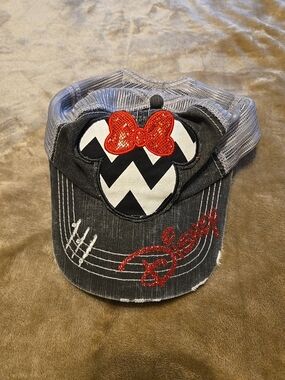 Disney-Inspired Women's Gray Trucker Hat with Red Bow